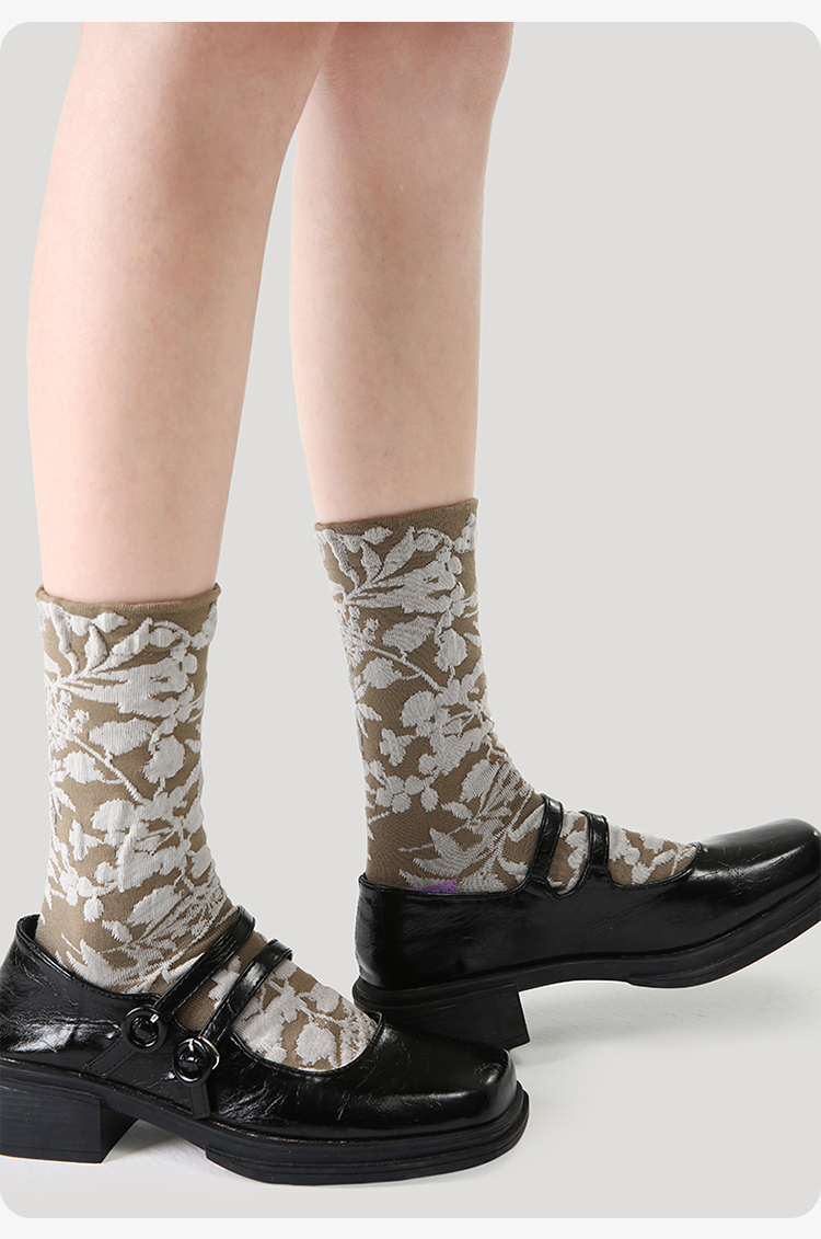 LL Socks Women Crew Socks Vintage Spring Vibes creative Embossed Socks 5 Pairs