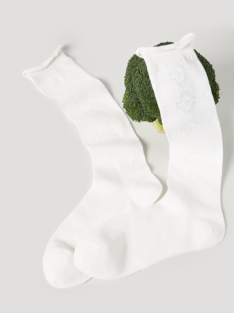 LL Socks Women White Crew Socks Passing Time Solid Color Plaid Socks 1 Pairs