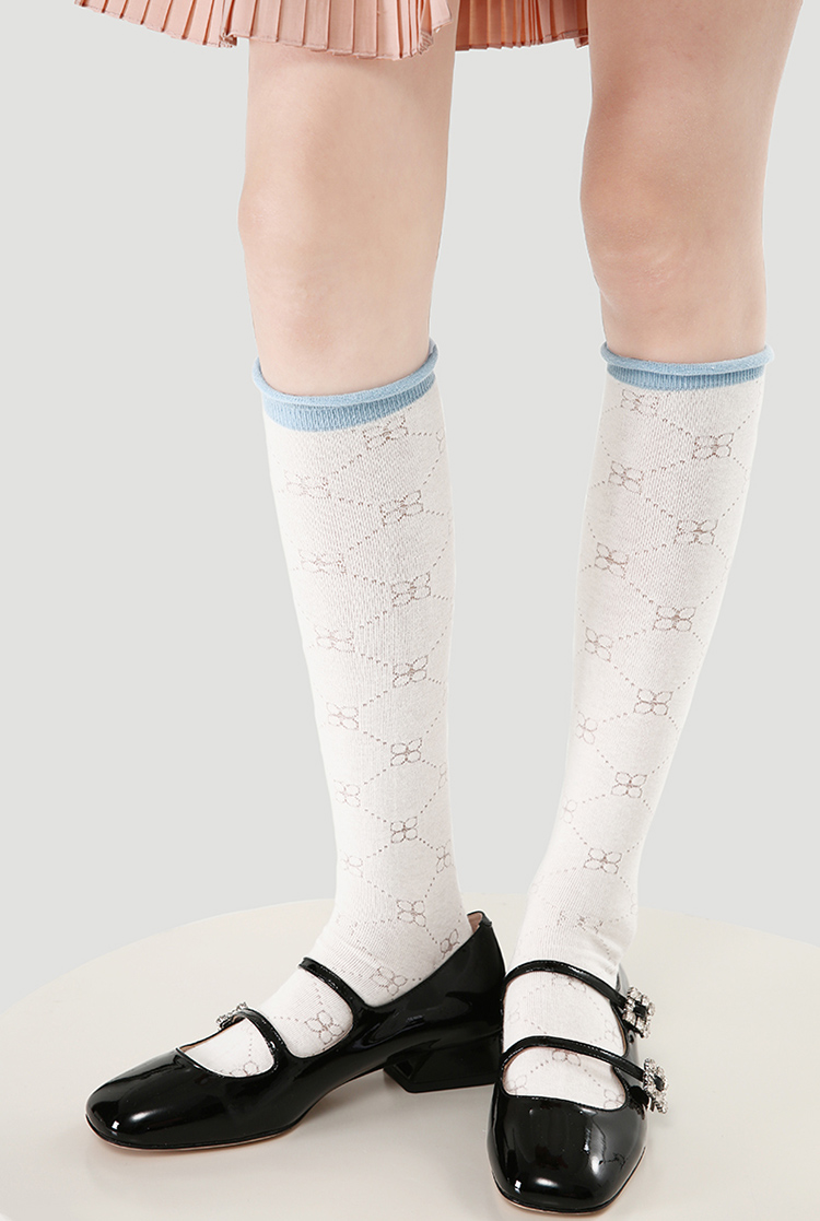 LL Socks Women White Knee High Socks Graceful Sunset White Floral Pattern Socks 1 Pairs