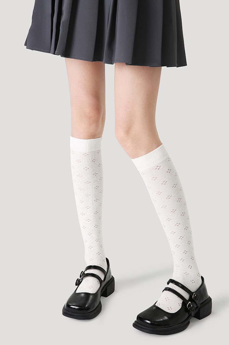 LL Socks Women White Knee High Socks Under the Cold Moonlight Skirt Matching Calf Socks 1 Pairs
