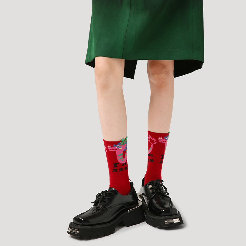 LL Socks WomenCrew Socks The Dragon Returns Red Animal Colorful Socks 3 Pairs