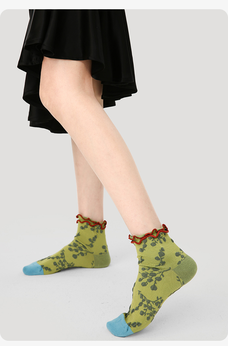 LL Socks Women Ankle Socks Floating Green and Vermilion Plant Floral Pattern Socks 5 Pairs