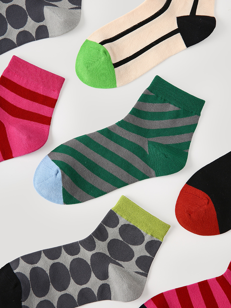 LL Socks Women Ankle Socks Gravitational Time Dilation Couple Letter Polka Dot Socks 5 Pairs