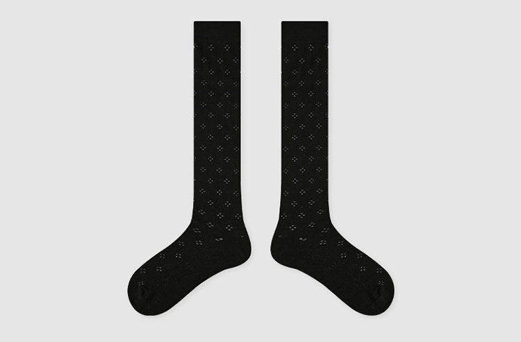 LL Socks Women Black Knee High Socks Twilight Beach Fashion Embroidered Socks 1 Pairs