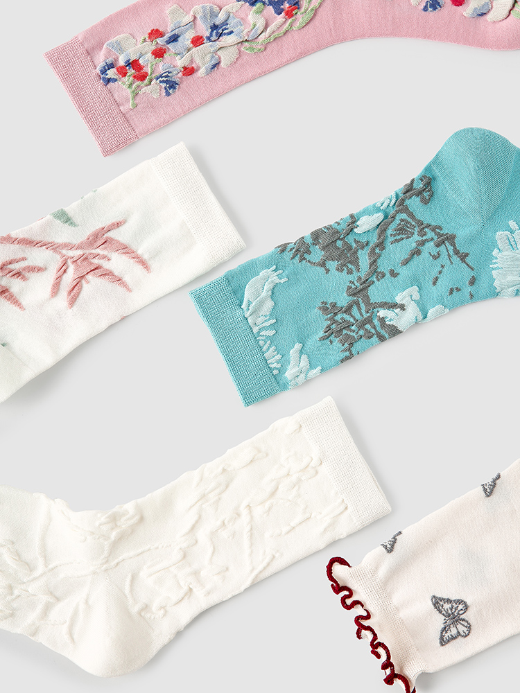 LL Socks Women Crew Socks Butterflies in Bamboo Grove Plant Embroidered Embossed Socks 5 Pairs