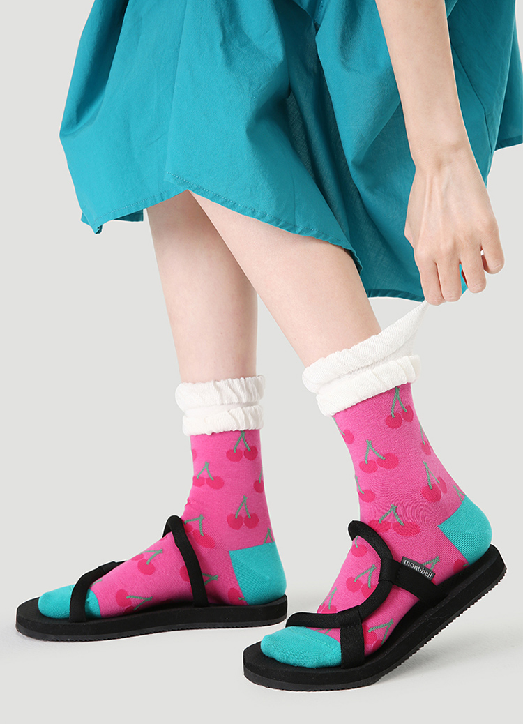 LL Socks Women Crew Socks Flower Among Small Fruits Floral Pattern Plaid Socks 5 Pairs