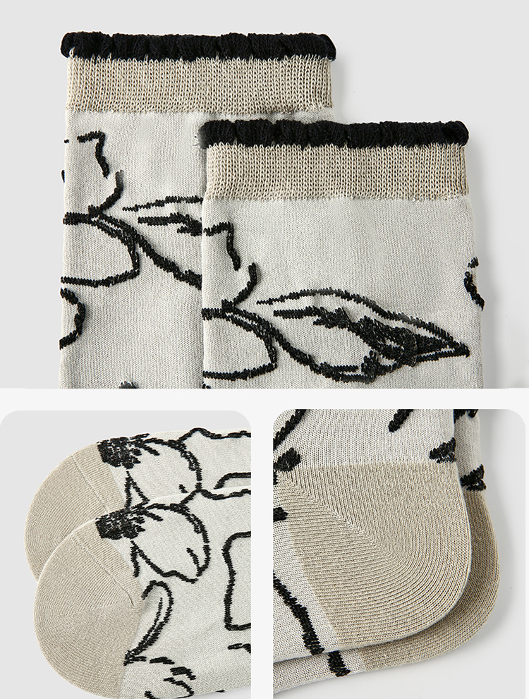 LL Socks Women Crew Socks Listen the Wind Chimes Black Floral Pattern Socks 5 Pairs
