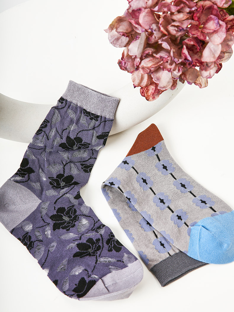 LL Socks Women Crew Socks River Tilts Moon Sets Retro Embroidered Embossed Flower Socks 5 Pairs