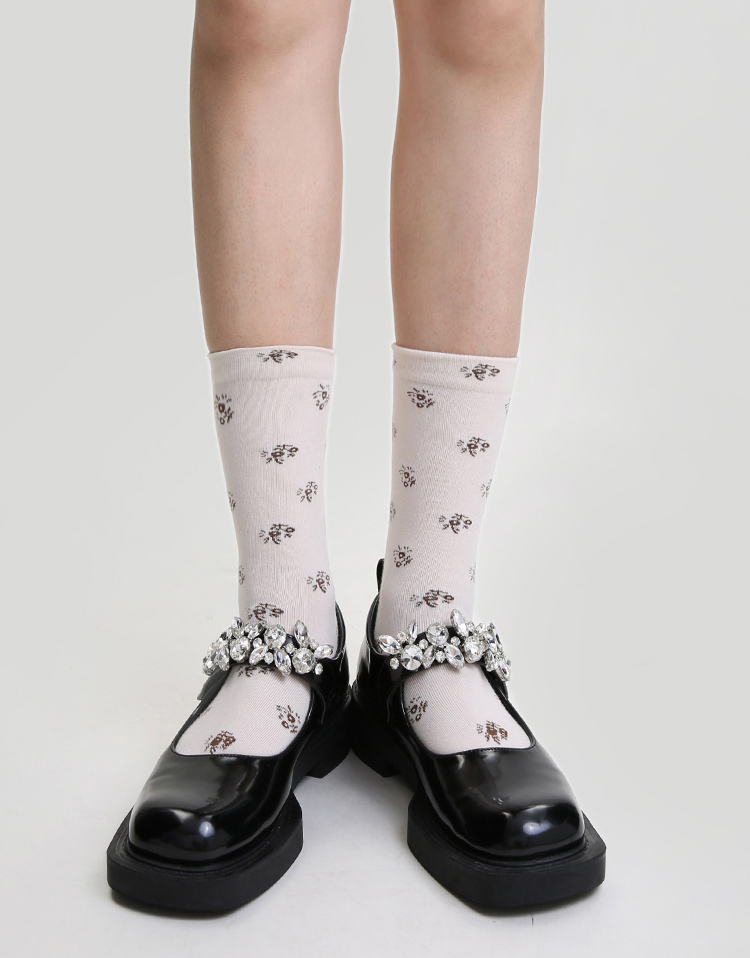 LL Socks Women Crew Socks Vintage Flowers Embroidered Floral Pattern Socks 3 Pairs