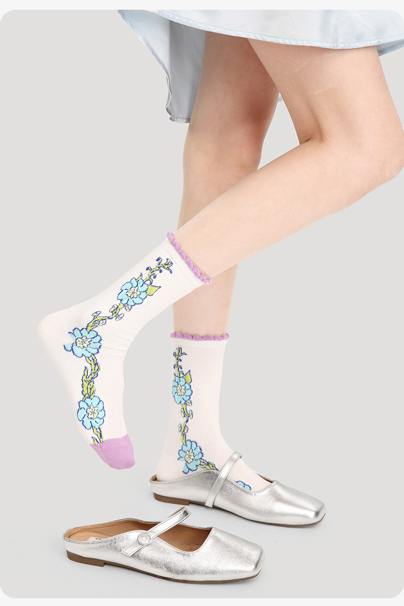 LL Socks Women Crew Socks Yun Hu Not Like Retro Embossed Flower Socks 5 Pairs