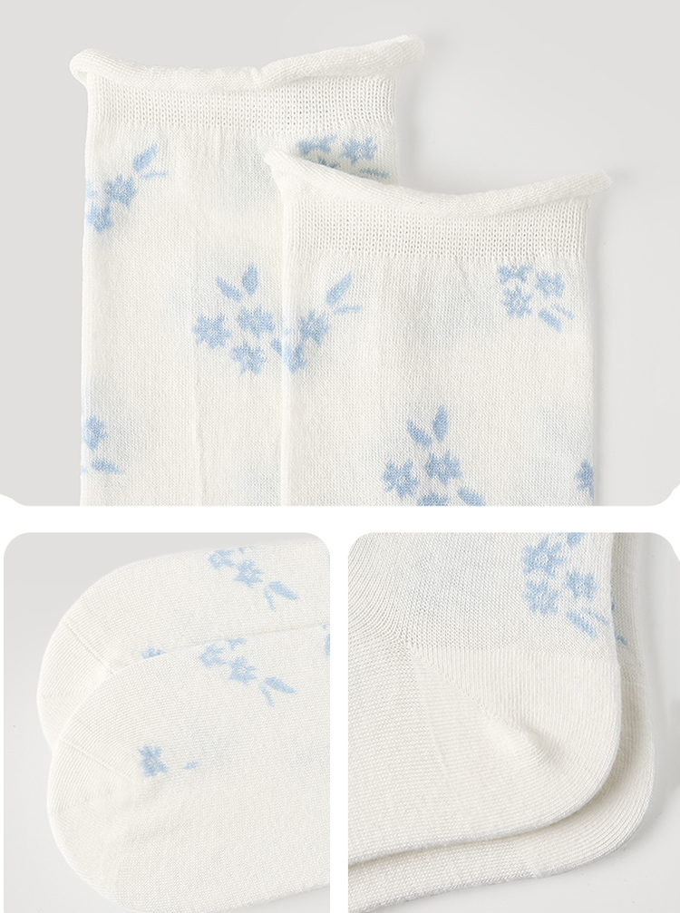 LL Socks Women White Knee High Socks Clustered Blossoms White Floral Pattern Socks 1 Pairs