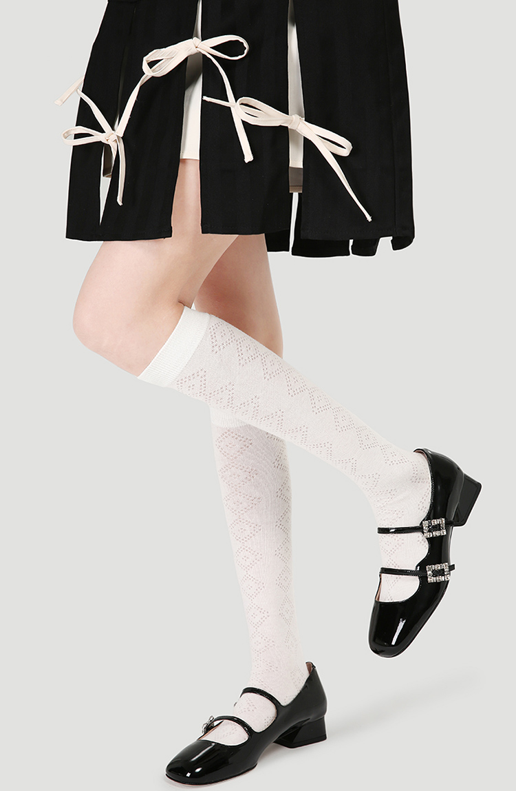 LL Socks Women White Knee High Socks Fleeting Glimpse Solid Color Geometry Socks 1 Pairs
