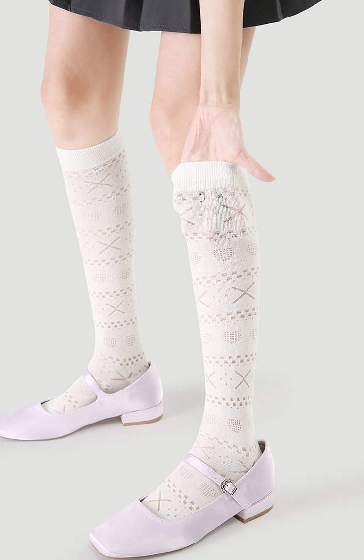 LL Socks Women White Knee High Socks Smoke Trees of Jiuzhou Solid Color love Socks 1 Pairs