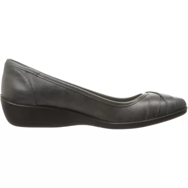 LifeStride Women's I-loyal Flat