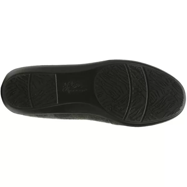 LifeStride Women's Next Level Slip-On Sneaker