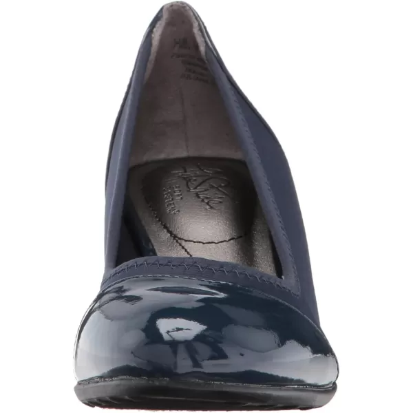 LifeStride Women's Juliana Stretch Wedge Pump