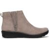 imageLifeStride Womens Gage Ankle BootLatte Brown