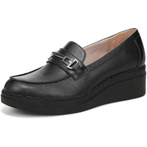 imageLifeStride Womens Dolce LoaferBlack Patent