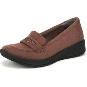 imageLifeStride Womens Gamma Slipons LoaferBrown