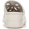 image:imageLifeStride womens SusieSand Shimmer