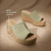 image:imageLifeStride Womens HautePlatino Gold