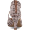 image:imageLifeStride Womens Giovanna 2 PumpClay Plaid