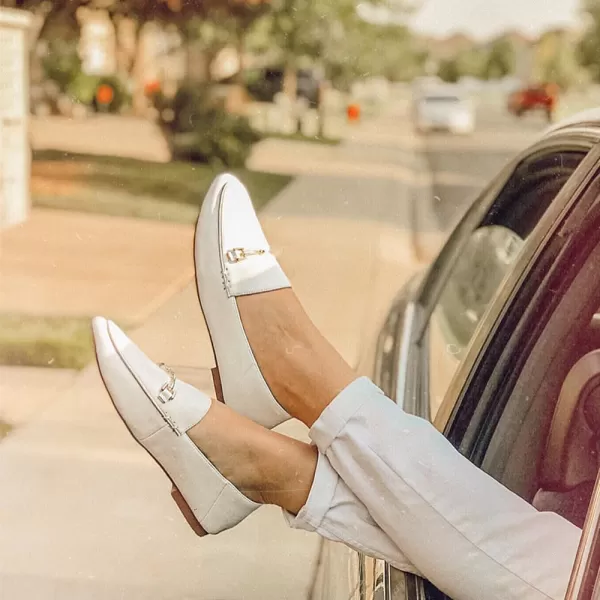 JENN ARDOR Loafers for Women Flats Shoes Womens Penny Loafers Slip On Pointed Toe Comfortable Office Work Driving Flats Fashion Dress Shoes for WomenWhite