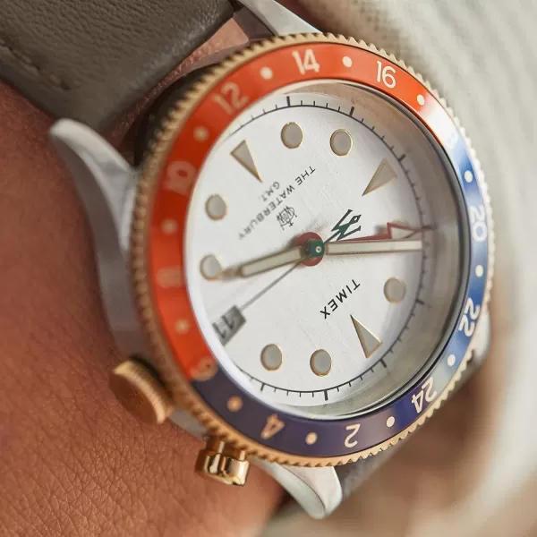 Timex Mens Waterbury Traditional GMT 39mm TW2U99100VQ Quartz Watch