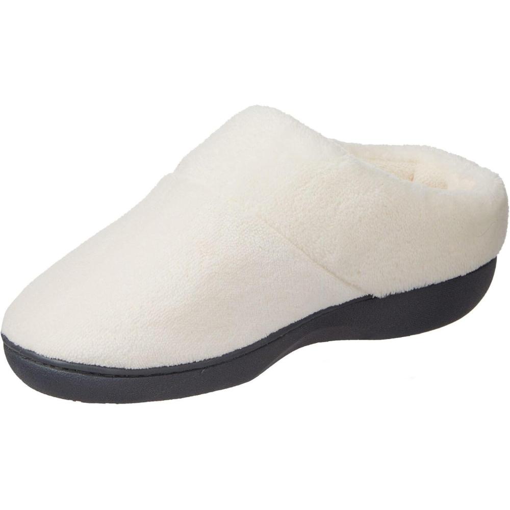 imageIsotoner Womens Classic Hoodback with Memory Foam SlipperEwe