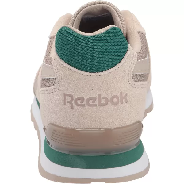 imageReebok Mens Classic Harman Run SneakerSandClover Green