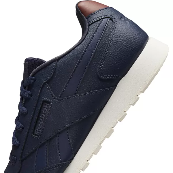 imageReebok Mens Classic Harman Run SneakerVecnavSmoindChalk