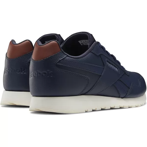 imageReebok Mens Classic Harman Run SneakerVecnavSmoindChalk
