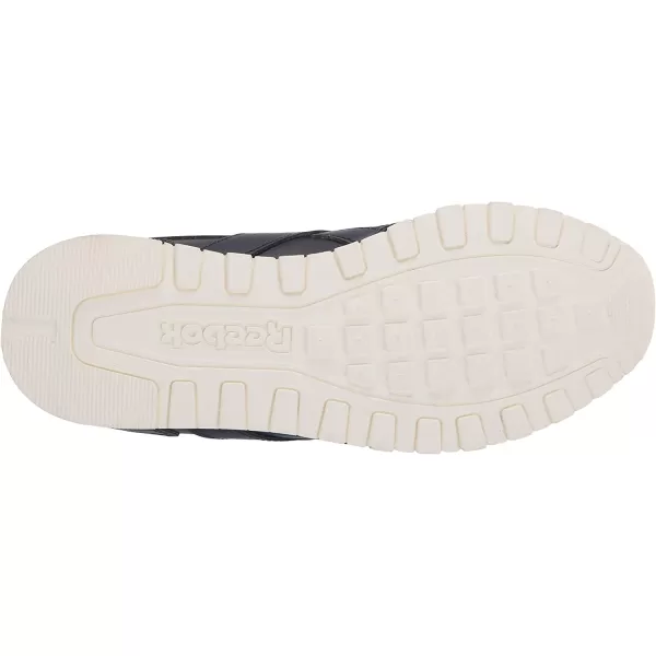 imageReebok Mens Classic Harman Run SneakerVecnavSmoindChalk