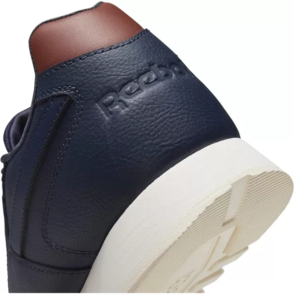 imageReebok Mens Classic Harman Run SneakerVecnavSmoindChalk
