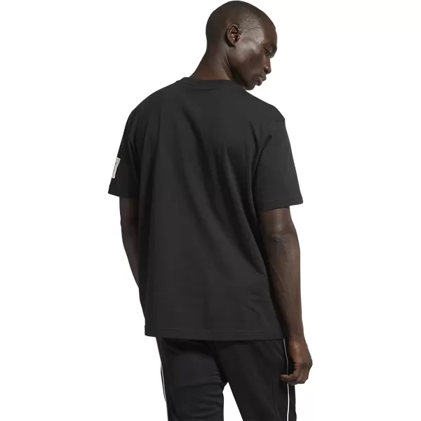 imageReebok Mens Standard Graphic TeeBlackLooney Tunes Graphic
