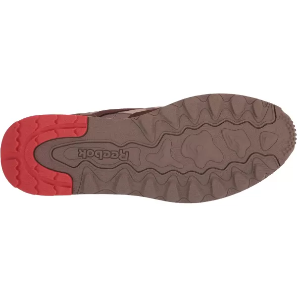 imageReebok Unisex Classic Leather SneakerTrail BrownTaupeSoft Ecru
