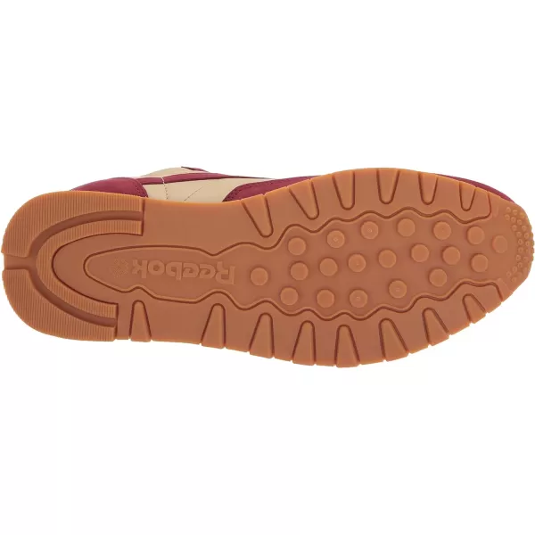 imageReebok Unisex Classic Leather SneakerTriredStrawBrnsie