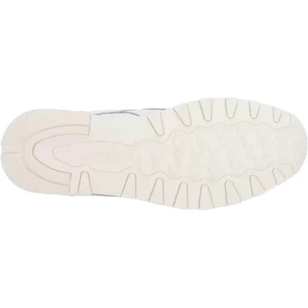 imageReebok UnisexAdult Classic Leather SneakerWhiteChalkVector Navy