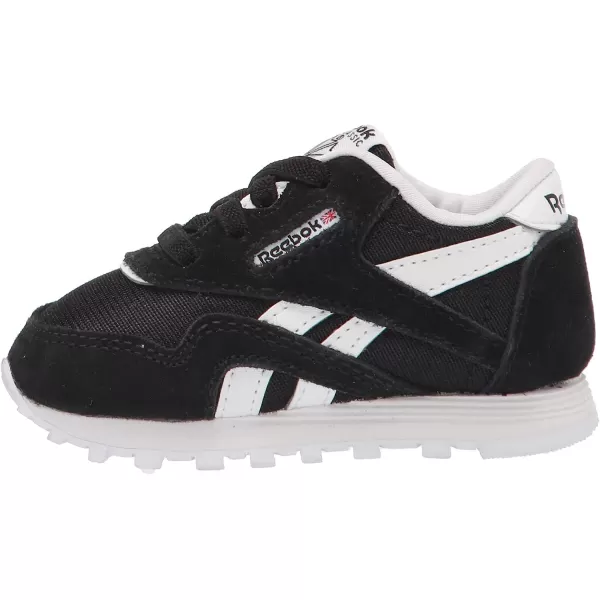 imageReebok UnisexChild Boys Classic Nylon SneakerBlackWhite