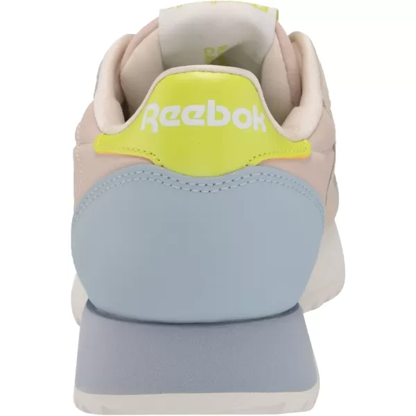 imageReebok Womens Classic Leathers SneakerModern BeigeGable GreyChalk