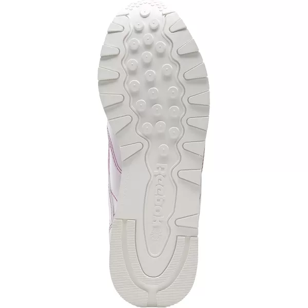 imageReebok Womens Classic Leathers SneakerPorpnkChalkPurpnk