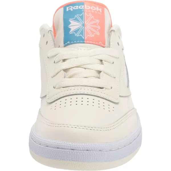 imageReebok Womens Club C SneakerBeigeWhite