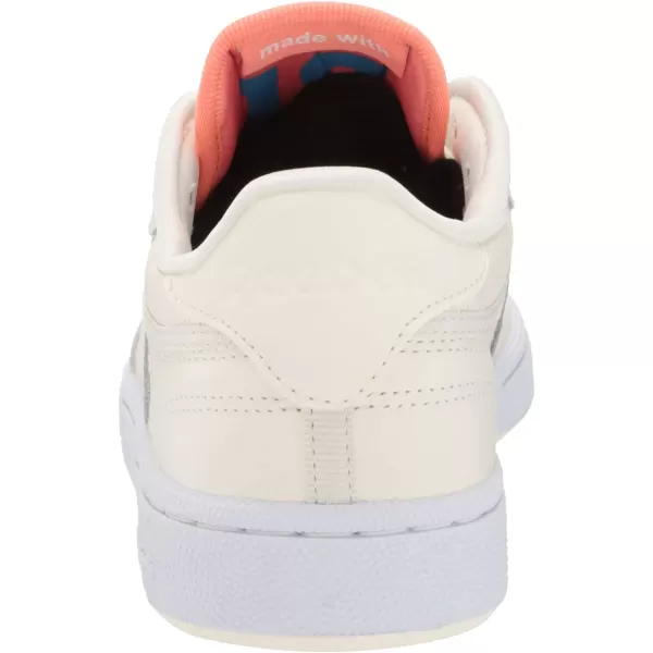 imageReebok Womens Club C SneakerBeigeWhite