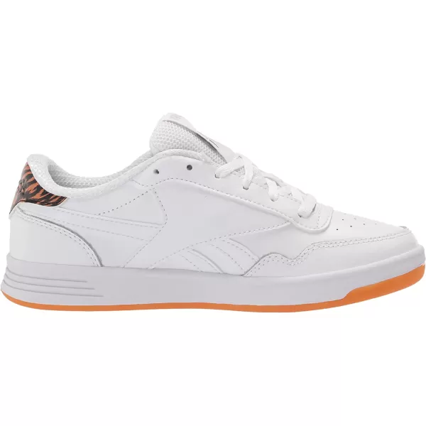 imageReebok Womens Club MEMT SneakerWhiteReebok LeePure Grey