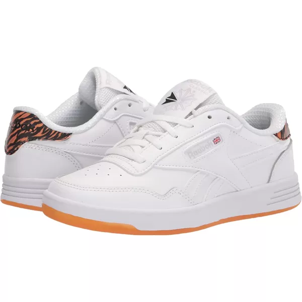 imageReebok Womens Club MEMT SneakerWhiteReebok LeePure Grey