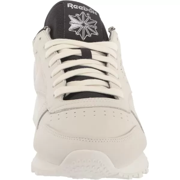 imageReebok Unisex Adult Classic LeatherFtwr WhiteChalkCore Black