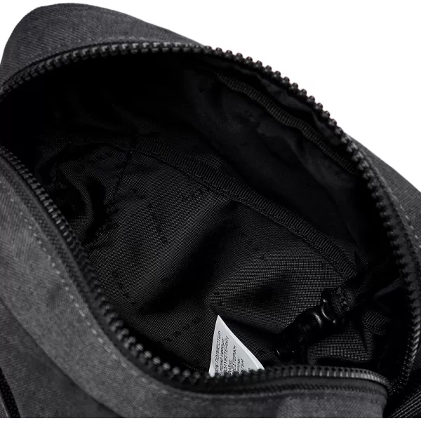 imageOakley Enduro 20 Shoulder BagBlackout Dark Heather