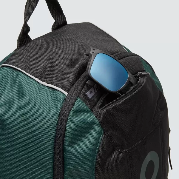imageOakley Enduro 20L 30One Size Hunter Green Helmet