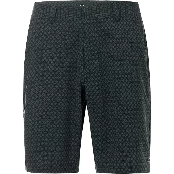 imageOakley Mens Andrew ShortBlackout