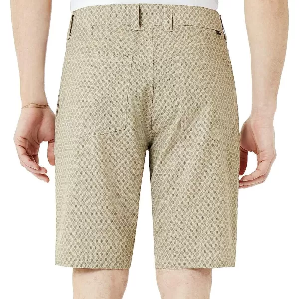imageOakley Mens Andrew ShortRye